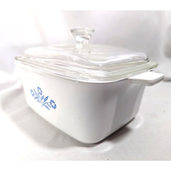 Retro Corning Ware Blue Cornflower Casserole Dish 1.5 Quart P-4-B Pyrex P-4-C - Picture 3 of 7
